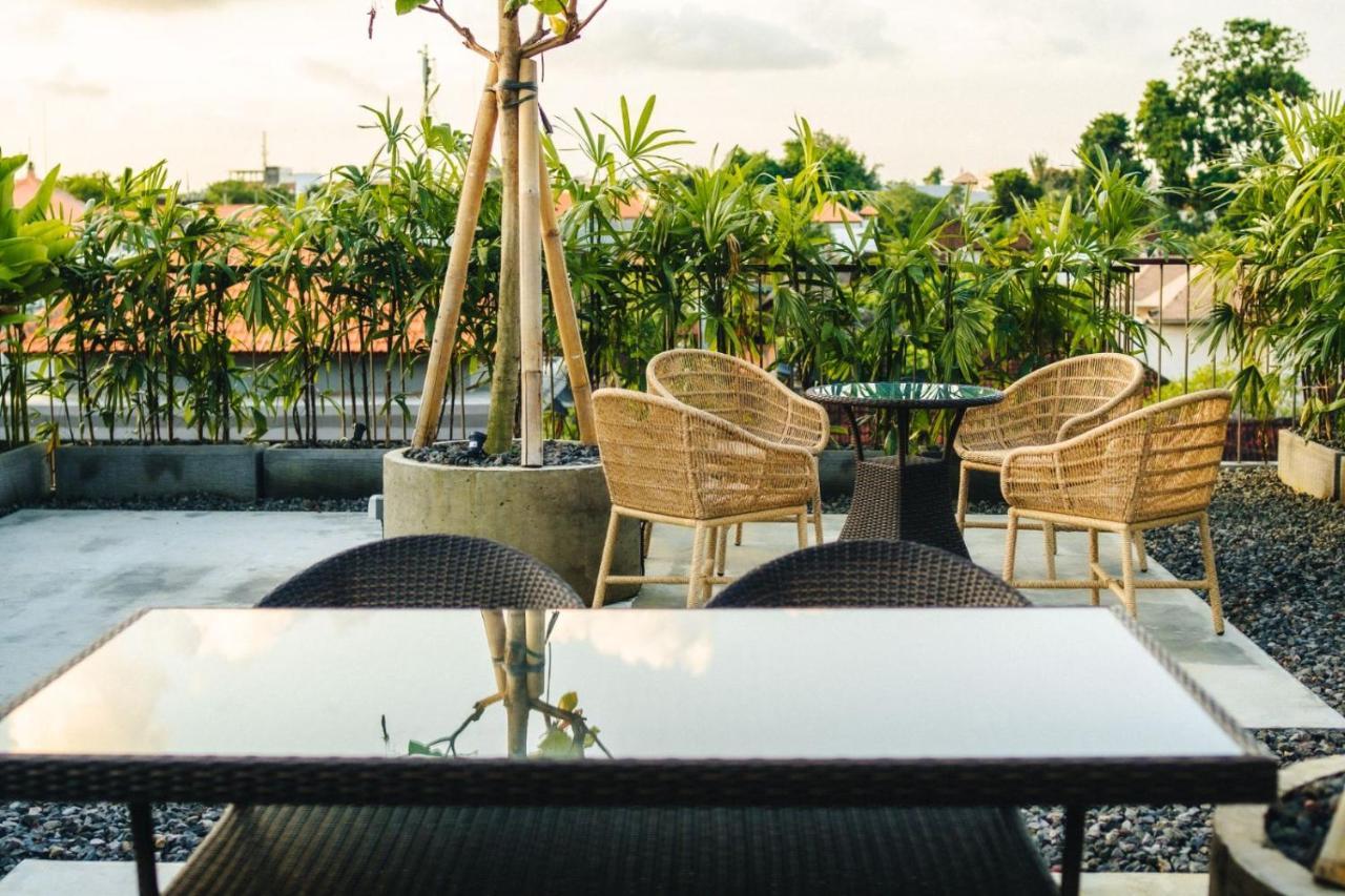 Tanaga Coliving Hotel Seminyak Kültér fotó