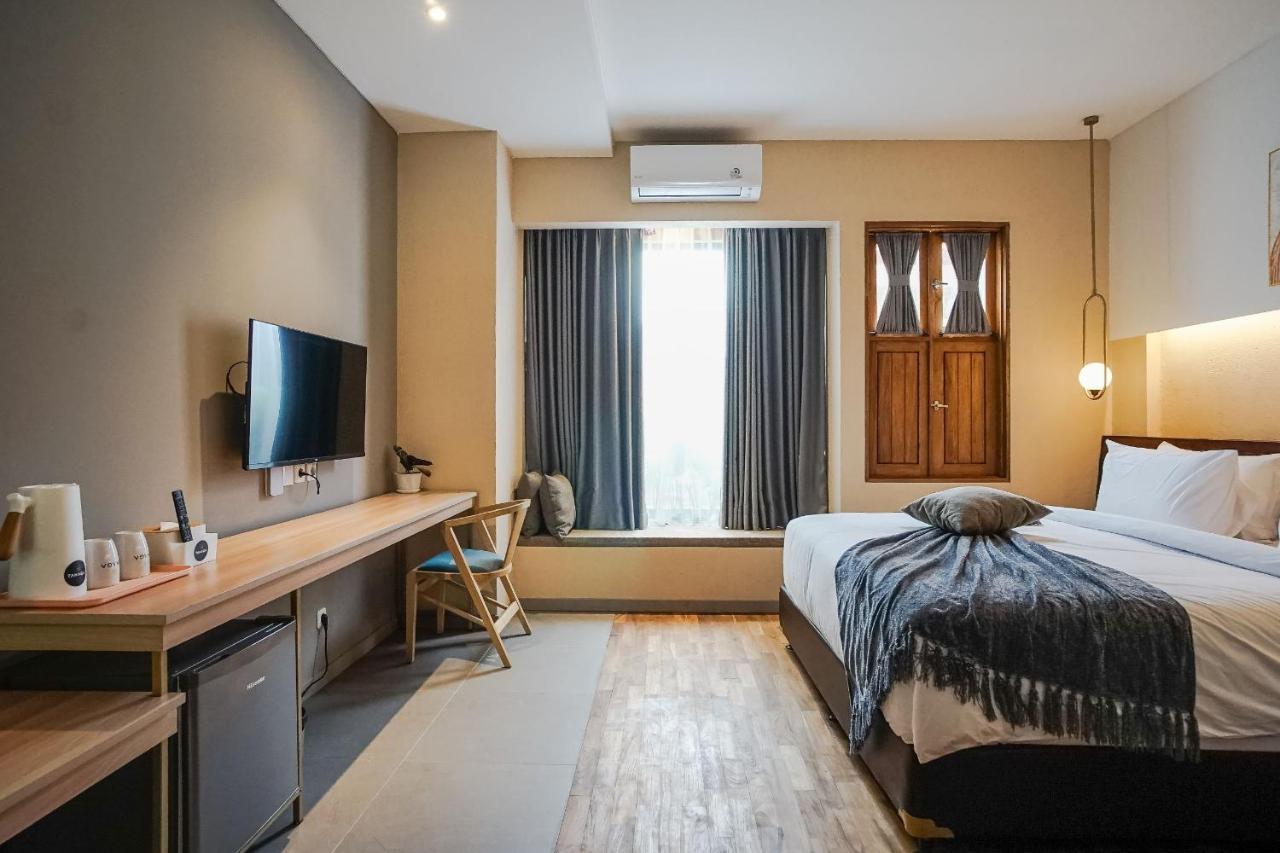 Tanaga Coliving Hotel Seminyak Kültér fotó