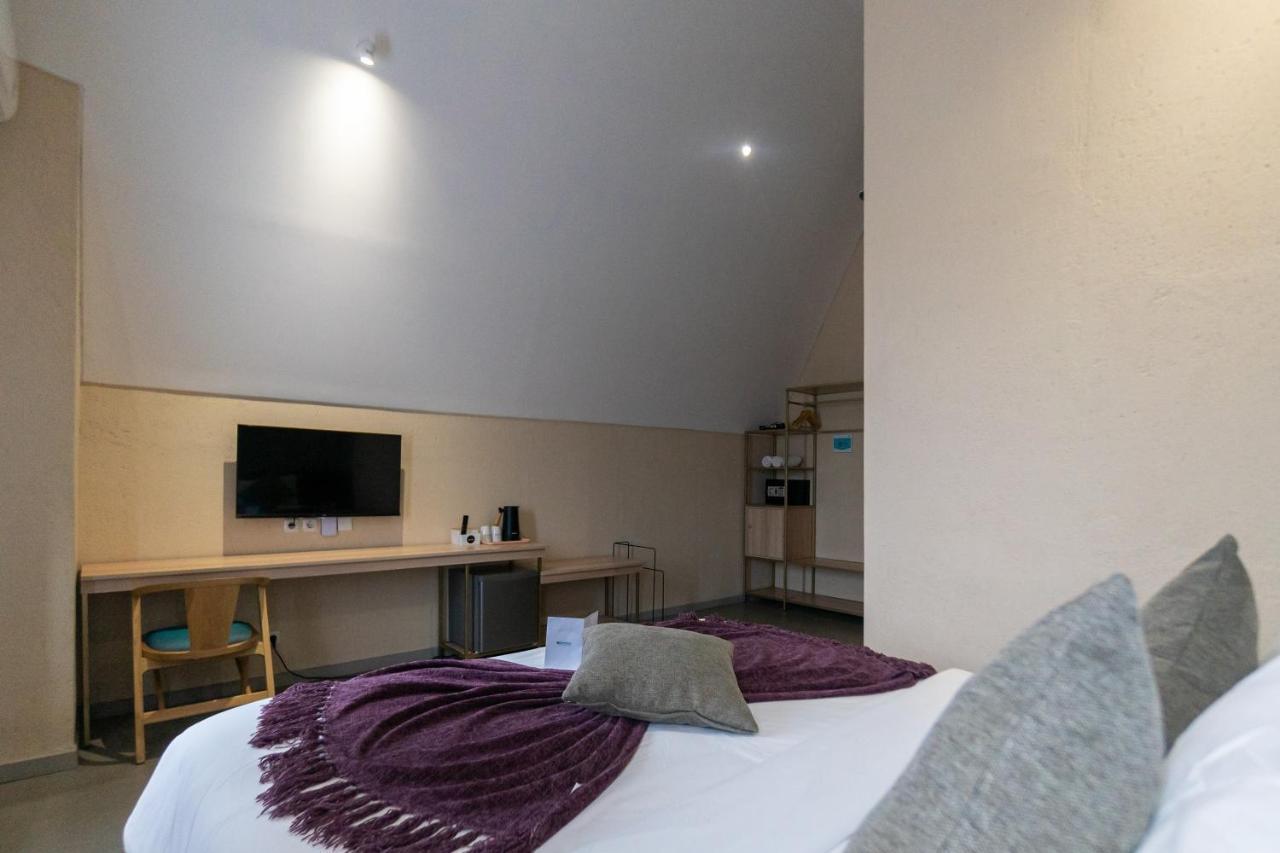 Tanaga Coliving Hotel Seminyak Kültér fotó