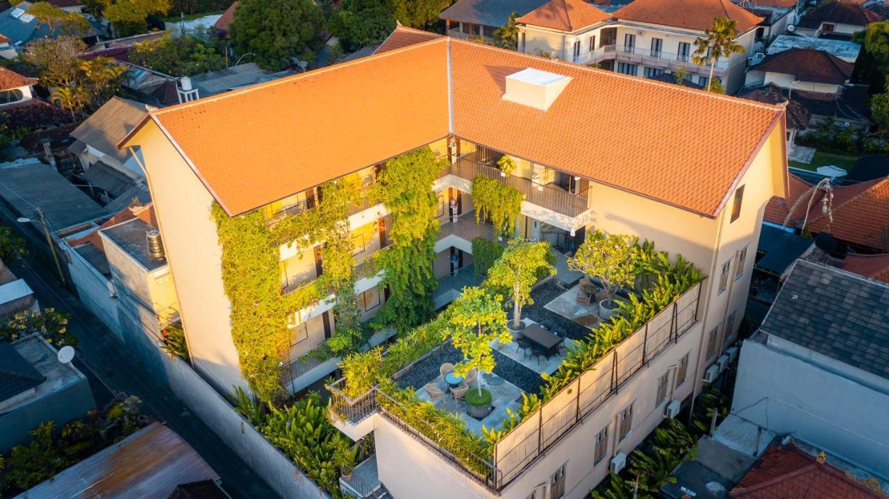 Tanaga Coliving Hotel Seminyak Kültér fotó
