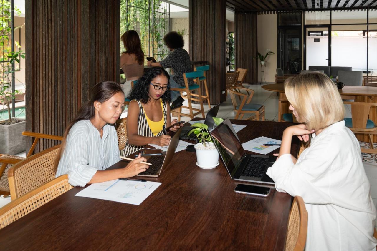 Tanaga Coliving Hotel Seminyak Kültér fotó