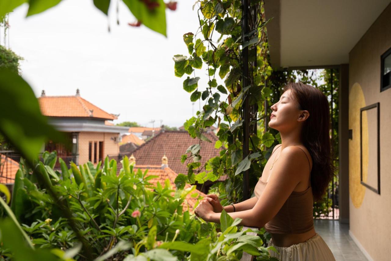 Tanaga Coliving Hotel Seminyak Kültér fotó